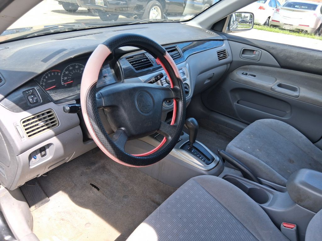 2004 Mitsubishi Lancer Image 12