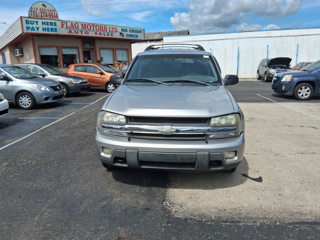 2004 Chevrolet Trailblazer Image 2