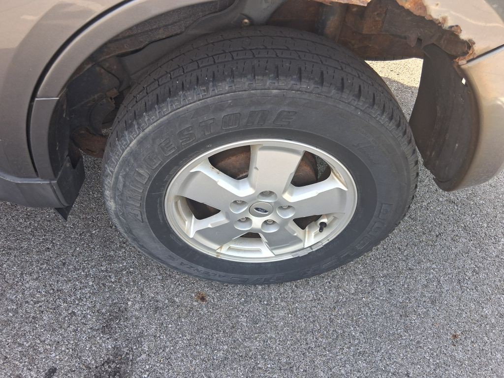 2012 Ford Escape Image 9