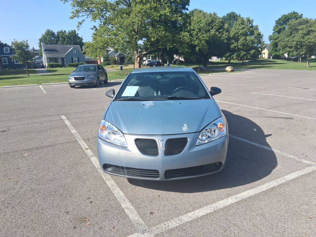 2007 Pontiac G6 Image 2