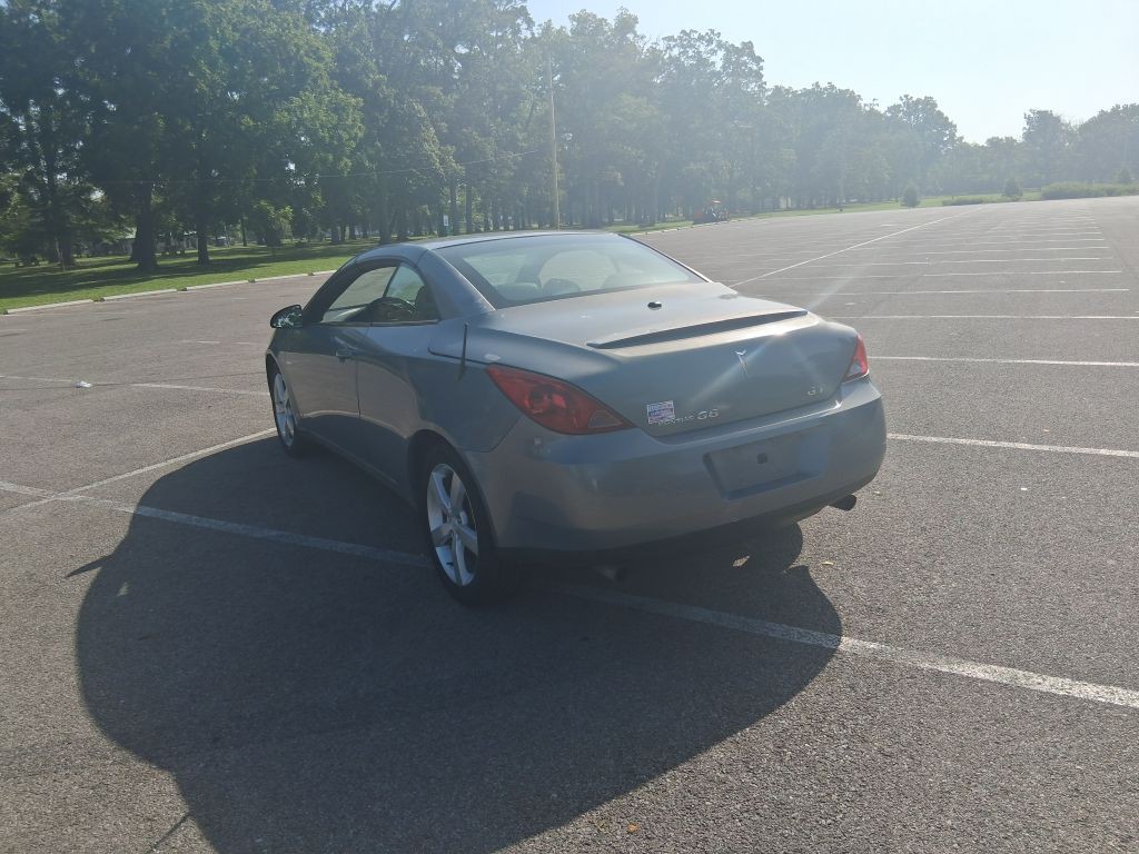 2007 Pontiac G6 Image 7
