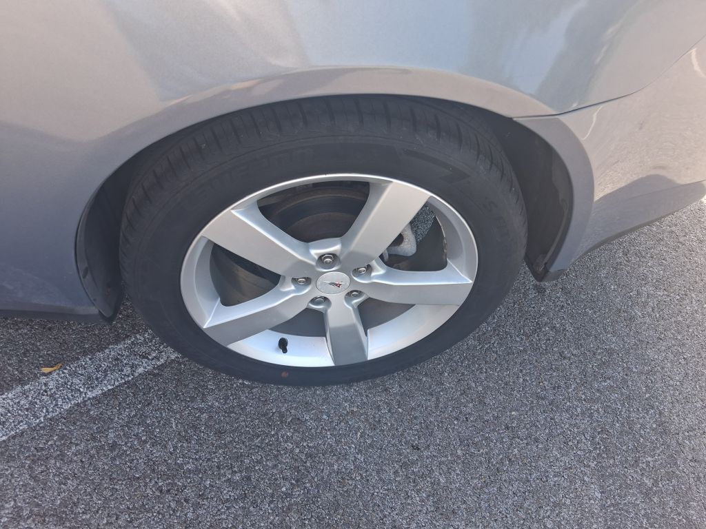 2007 Pontiac G6 Image 9