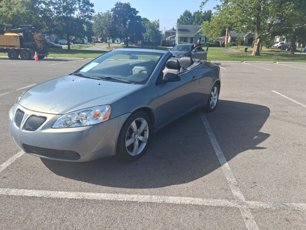 2007 Pontiac G6 Image 12