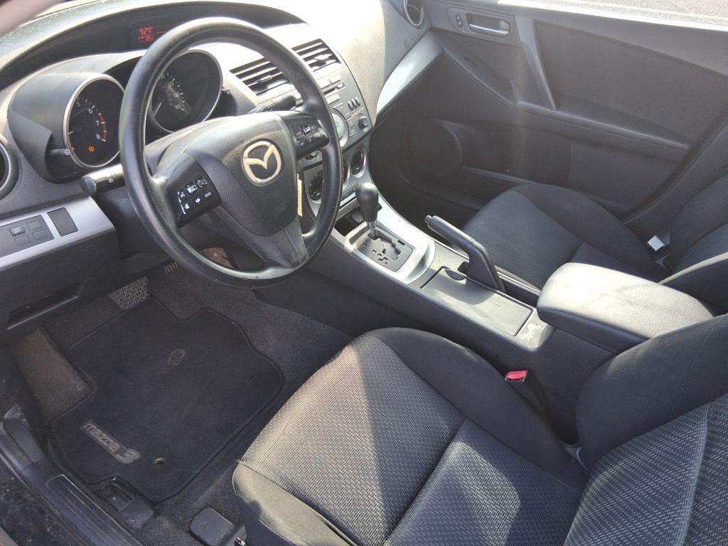 2010 Mazda Mazda3 Image 12