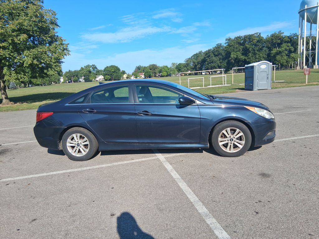 2014 Hyundai Sonata Image 4
