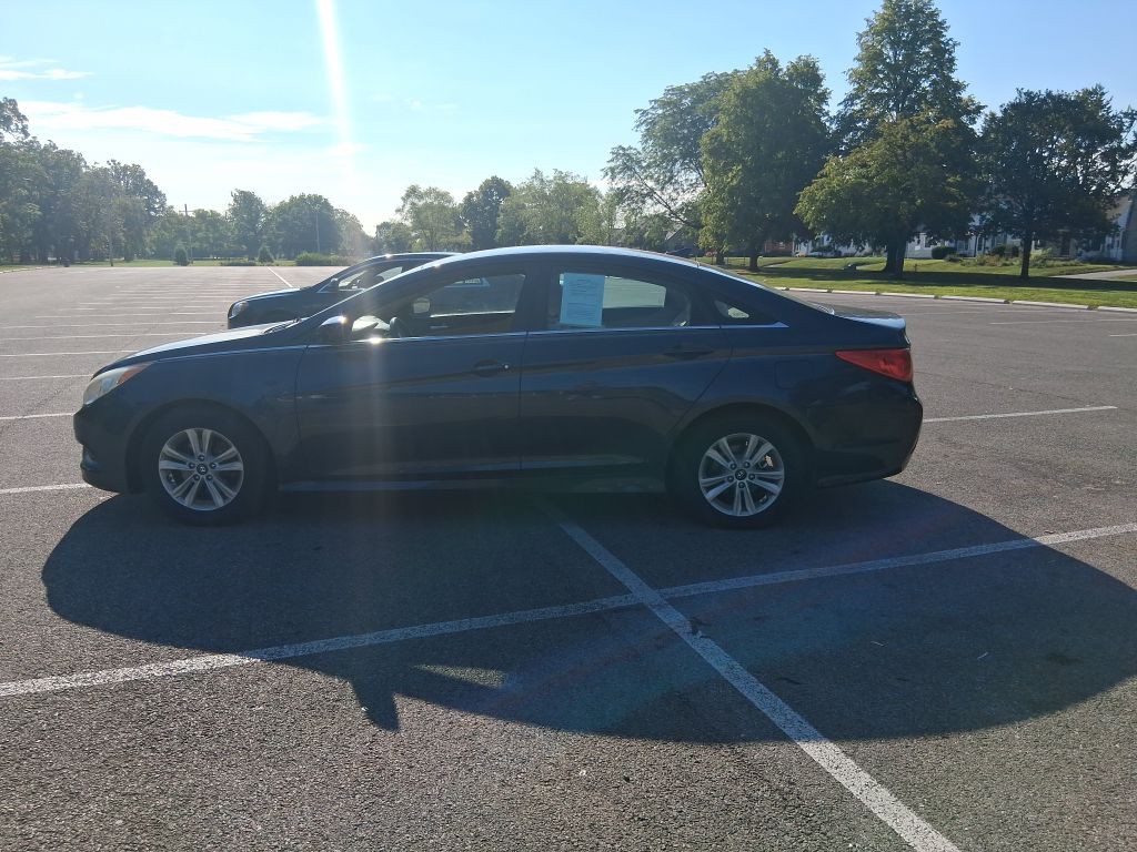 2014 Hyundai Sonata Image 8