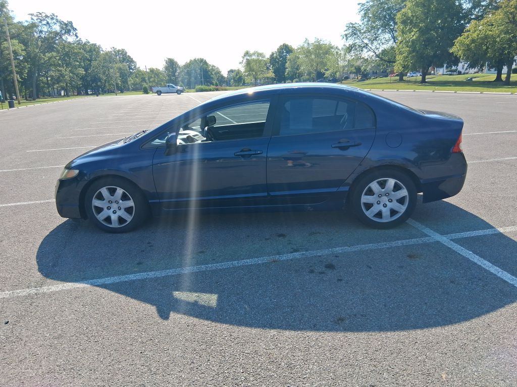 2011 Honda Civic Image 8