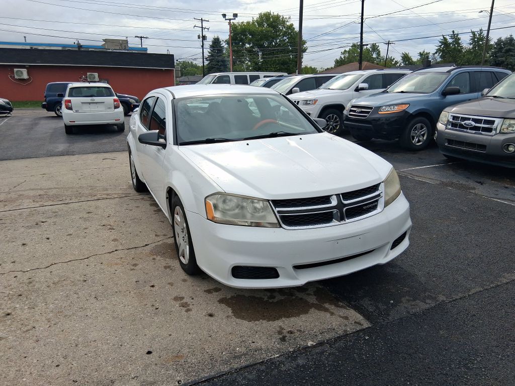 2011 Dodge Avenger Image 3