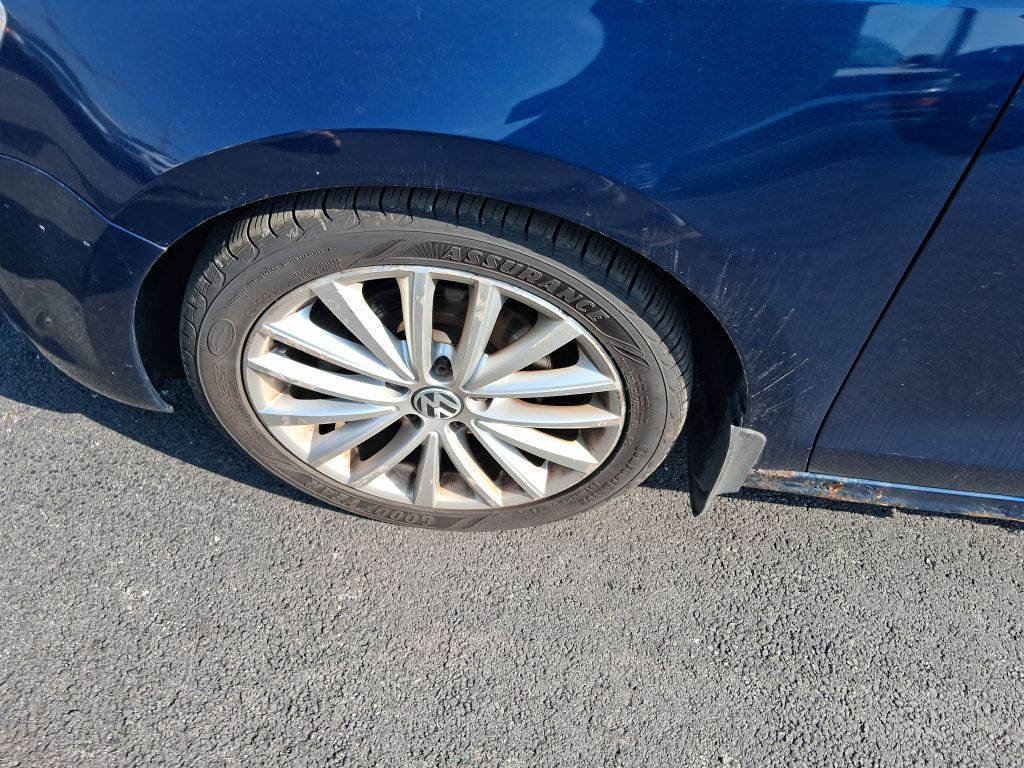 2011 Volkswagen Jetta Image 10