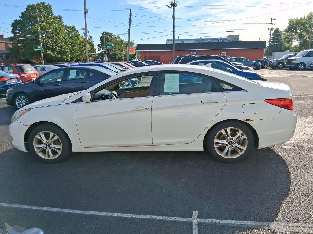 2011 Hyundai Sonata Image 8