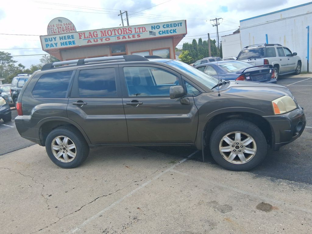 2011 Mitsubishi Endeavor Image 4