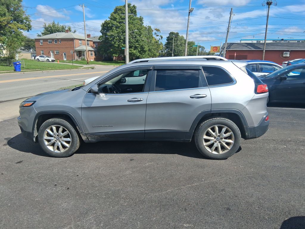 2016 Jeep Cherokee Image 8