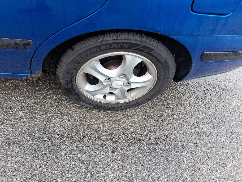 2005 Hyundai Elantra Image 9