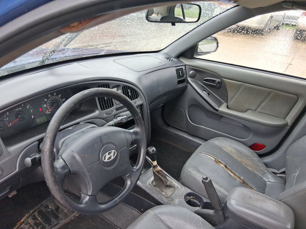 2005 Hyundai Elantra Image 12