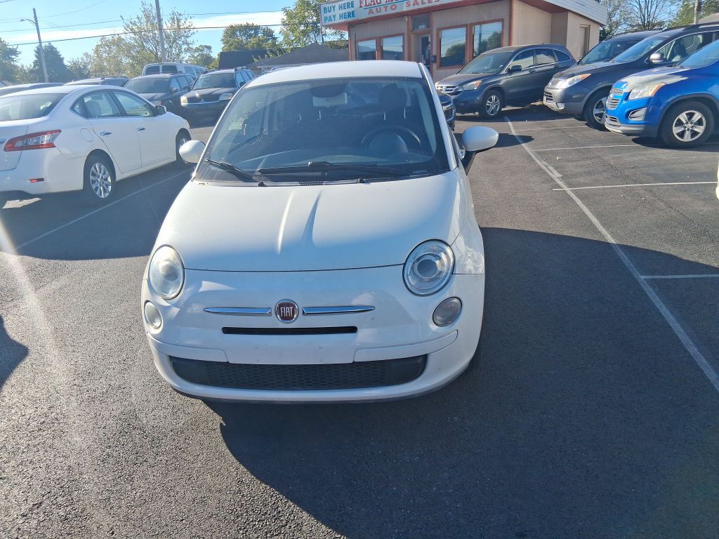 2013 FIAT 500 Image 2