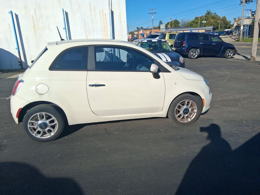 2013 FIAT 500 Image 4