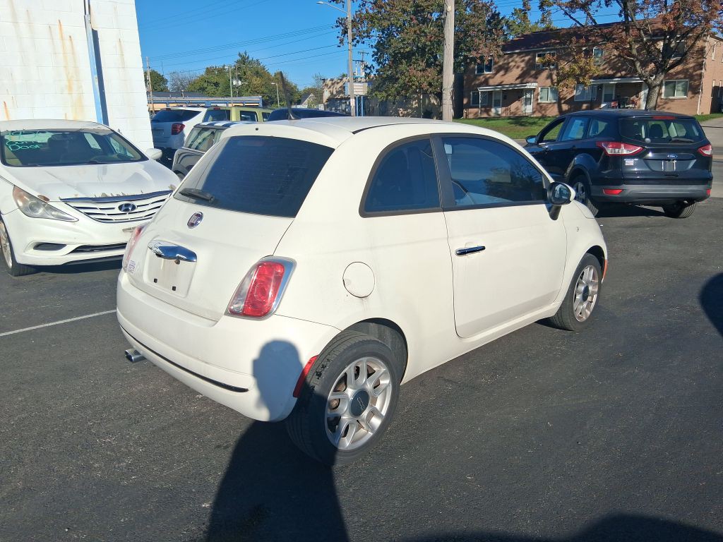 2013 FIAT 500 Image 5