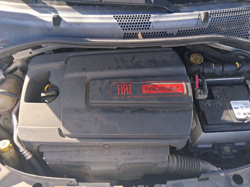 2013 FIAT 500 Image 13