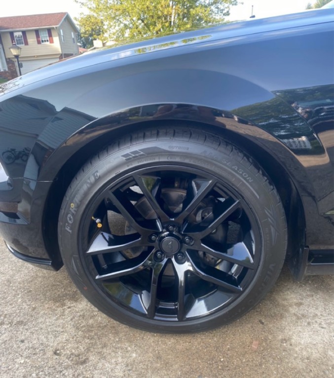 2008 Ford Mustang Image 3