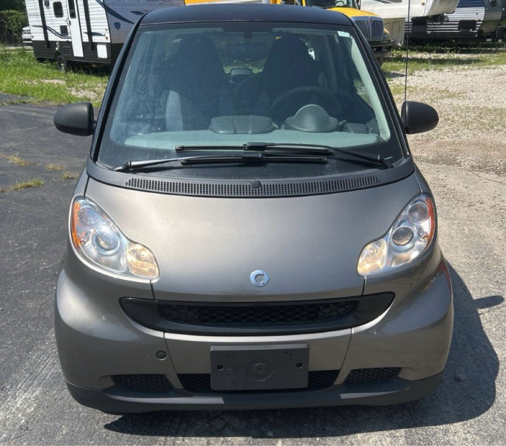 2009 smart fortwo Image 2