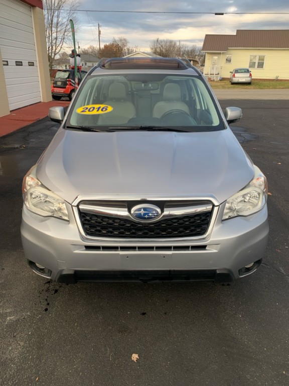 2016 Subaru Forester Image 2
