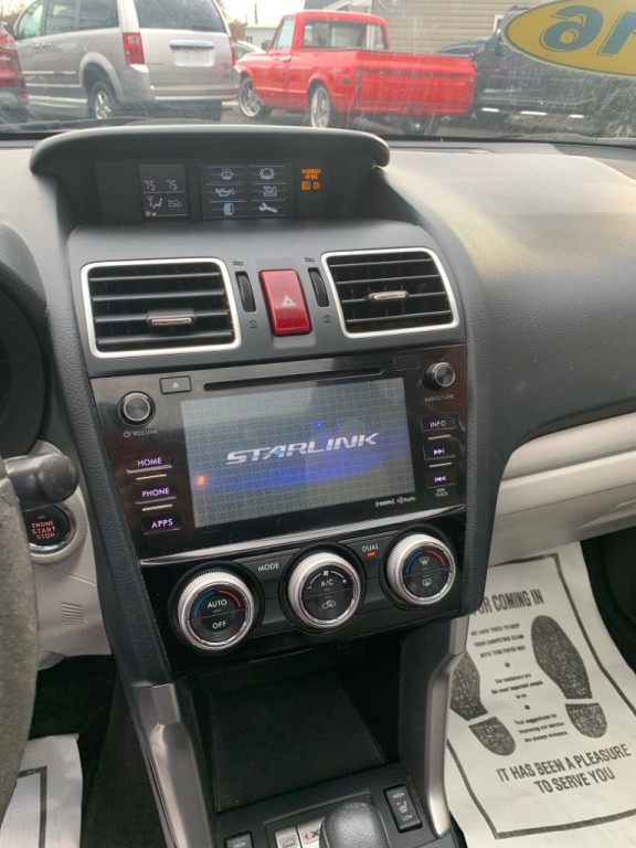 2016 Subaru Forester Image 9