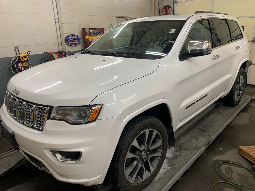 2018 Jeep Grand Cherokee Image 1