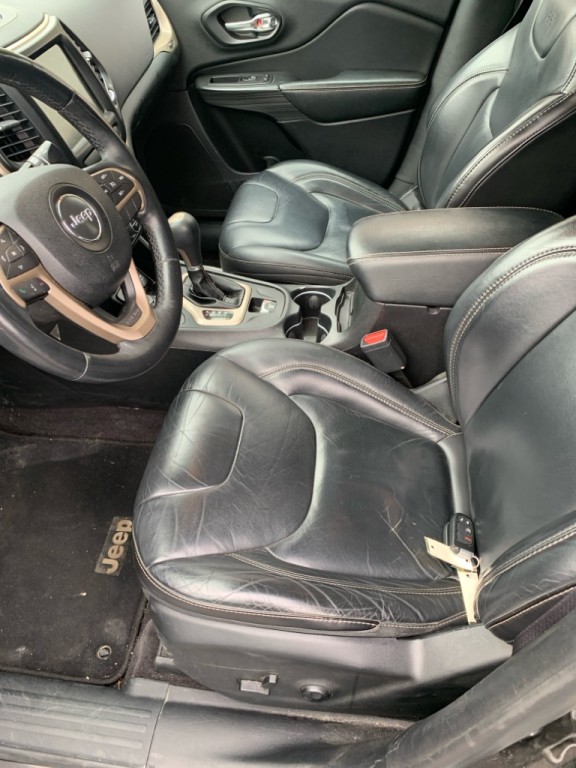 2017 Jeep Cherokee Image 9