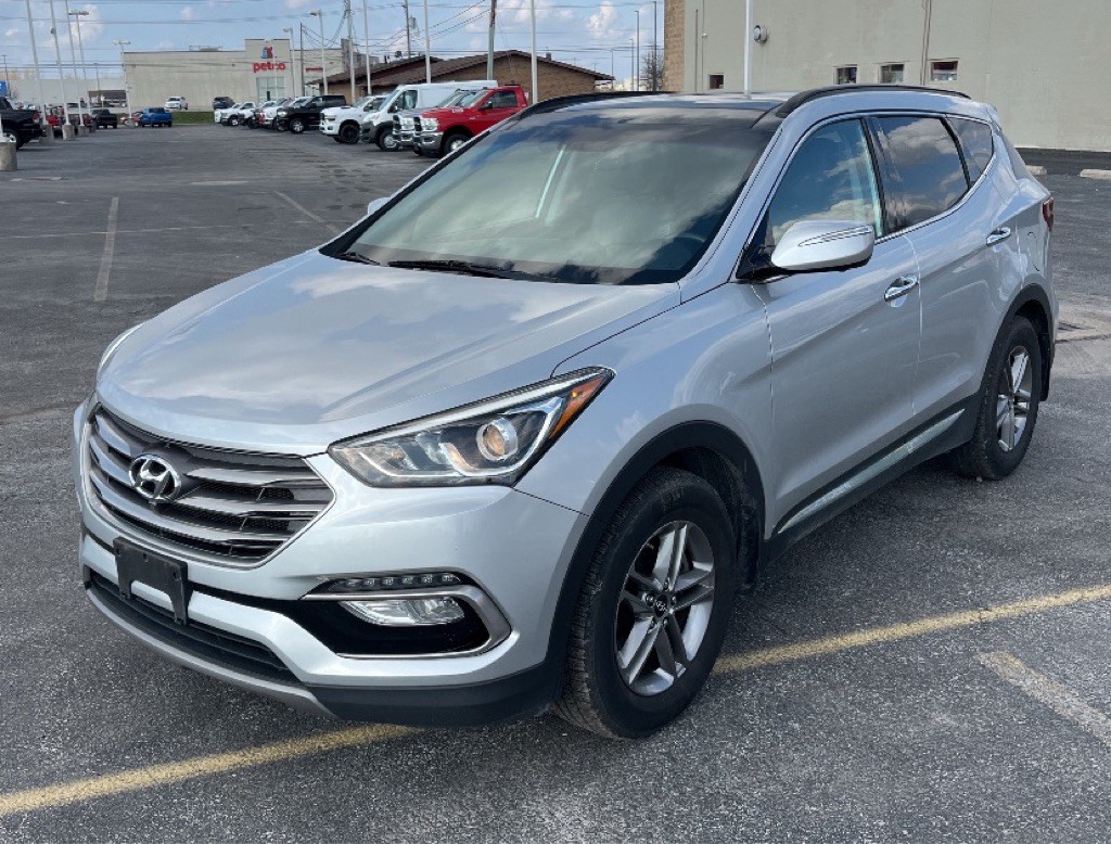 2017 Hyundai Santa Fe Sport Image 2