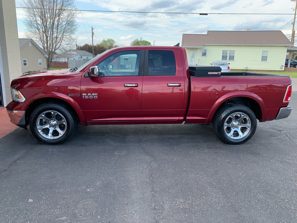 2015 RAM 1500 Image 3