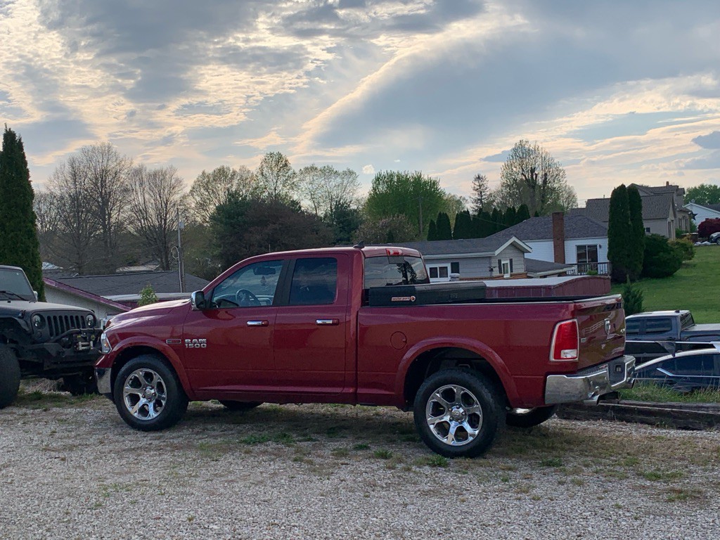 2015 RAM 1500 Image 2