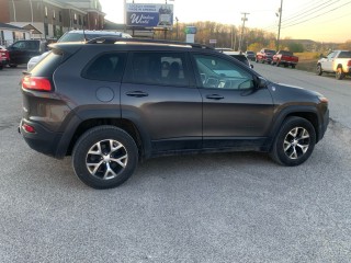 Image for 2018 Jeep Cherokee Trailhawk ID: 7338213
