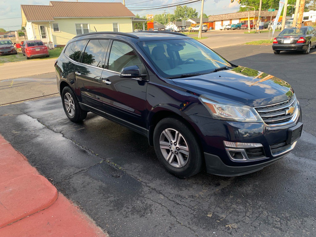 2015 Chevrolet Traverse Image 2