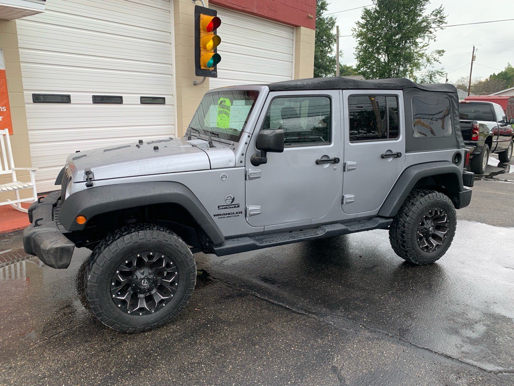 2016 Jeep Wrangler Unlimited Image 8