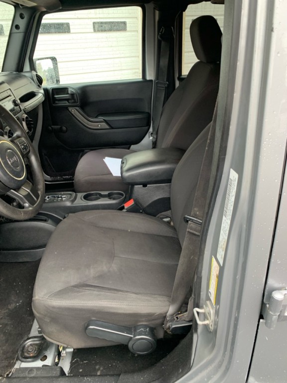 2016 Jeep Wrangler Unlimited Image 9