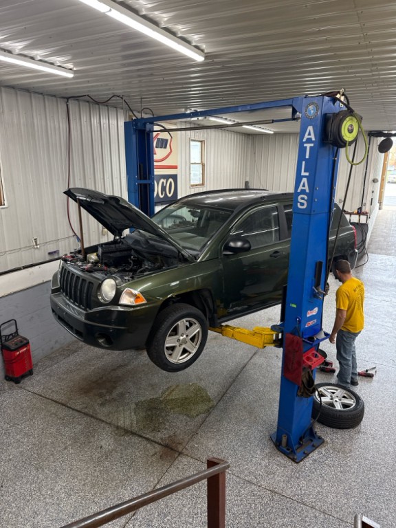 2007 Jeep Compass Image 2