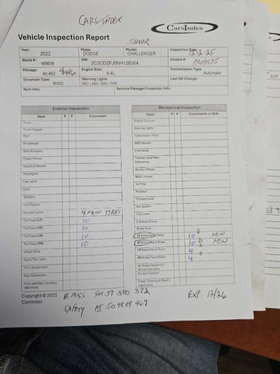 2022 Dodge Challenger Image 2