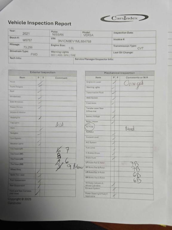 2021 Nissan Versa Image 2