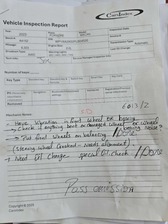 2023 Porsche Macan Image 2