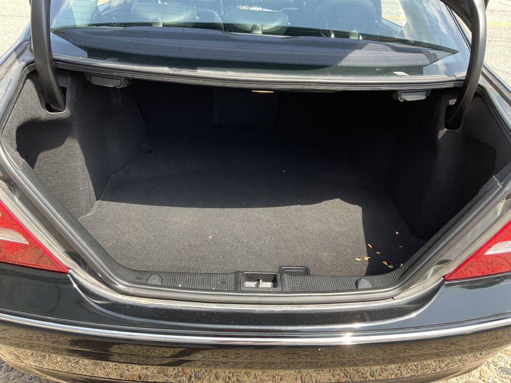 2006 Mercedes-Benz C-Class Image 25