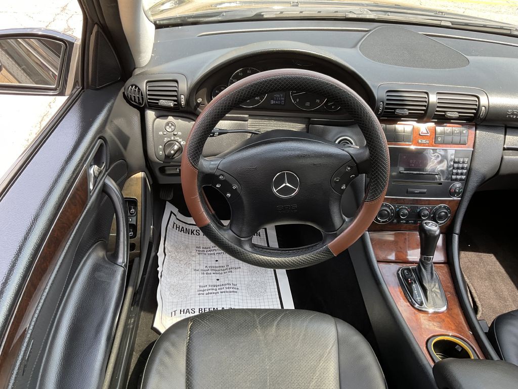 2006 Mercedes-Benz C-Class Image 27