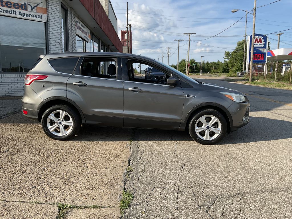 2014 Ford Escape Image 2