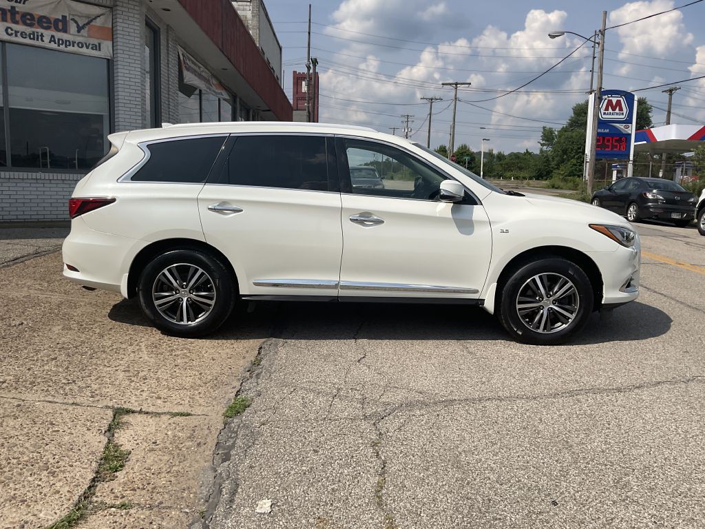 2018 INFINITI QX60 Image 2