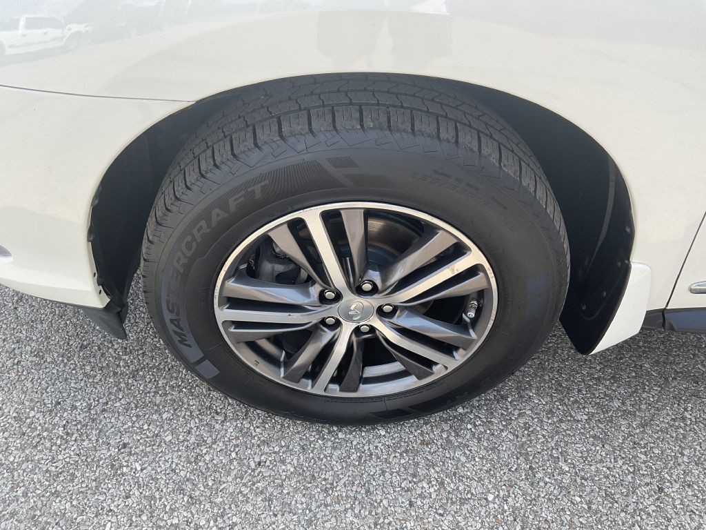 2018 INFINITI QX60 Image 9
