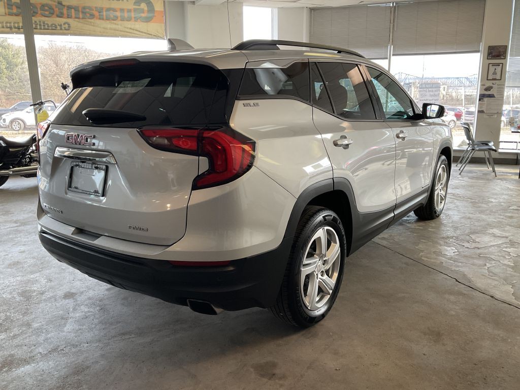 2018 GMC Terrain Image 3