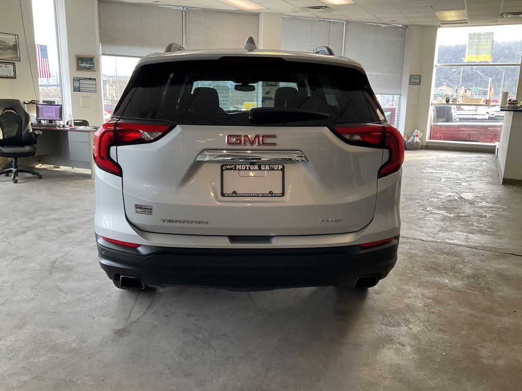 2018 GMC Terrain Image 8