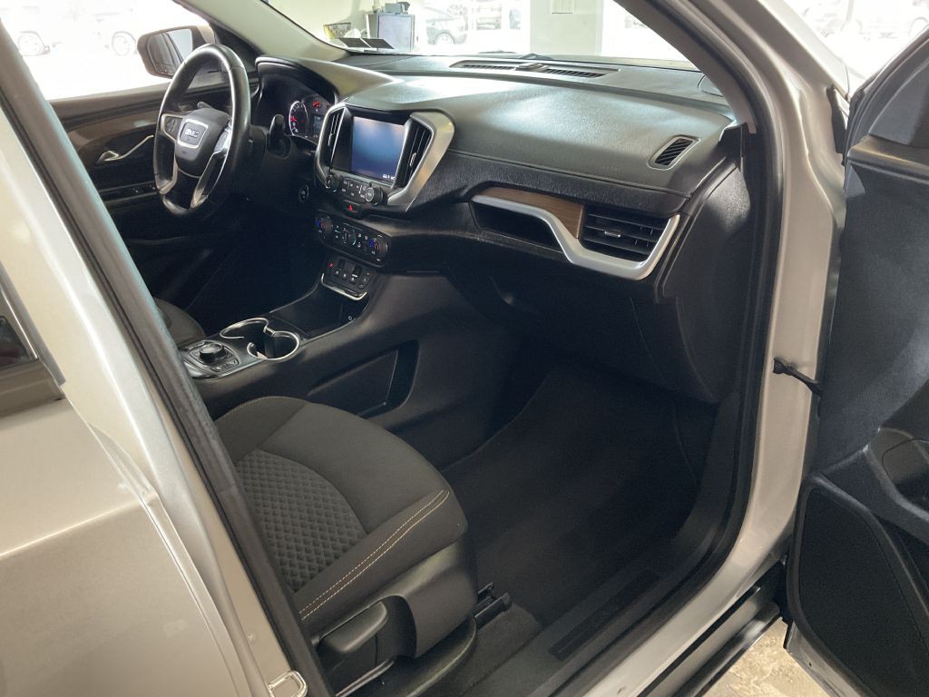 2018 GMC Terrain Image 14