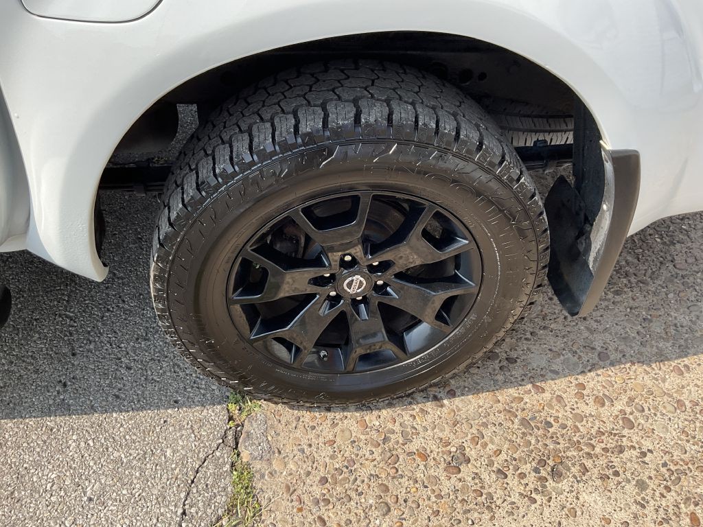 2018 Nissan Frontier Image 10