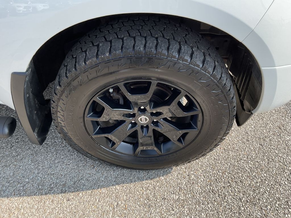 2018 Nissan Frontier Image 11