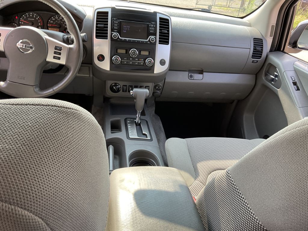 2018 Nissan Frontier Image 28